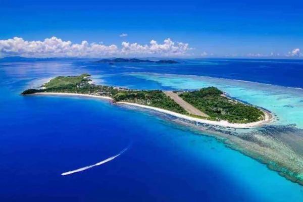 Mana Lagoon Backpackers Villa Bagian luar foto