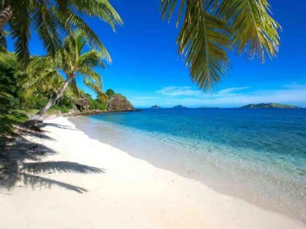 Mana Lagoon Backpackers Villa Bagian luar foto