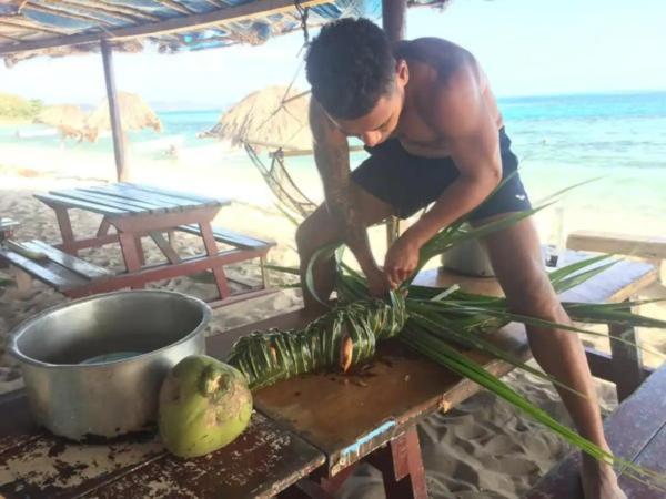 Mana Lagoon Backpackers Villa Bagian luar foto