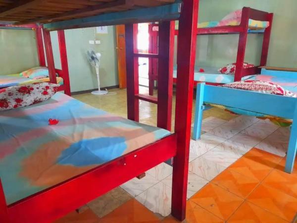 Mana Lagoon Backpackers Villa Bagian luar foto